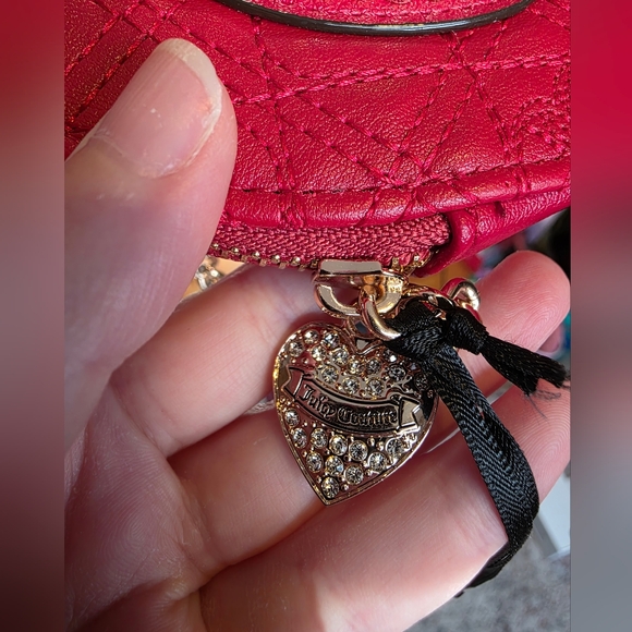 Juicy Couture Red Heart Crossbody Bag - Picture 2 of 5